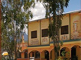 Espectacular Hotel en Yahuarcocha