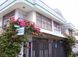 Aparthotel cerca de Holiday Inn y Marriot