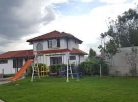 Sangolqui, Valle de los Chillos, vendo linda casa con vista y sismoresistente