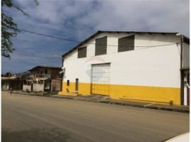 Bodega de Venta Pedro Menendez Gilbert entre Jose de Villamil y Ma - Playas, Ecuador