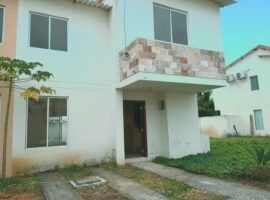 Rento Villa En Urb MALAGA 2   Samborondon Guayaquil