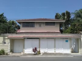 Av. Jorge Hernandez Maldonado (17NO) y Av. 44NO esquina Solar 1 CP:090902