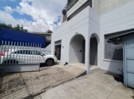 Av El Inca