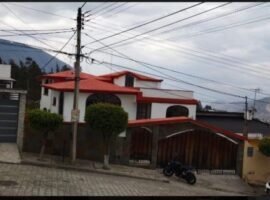Urbanización uraba calle A y calle C casa 210.