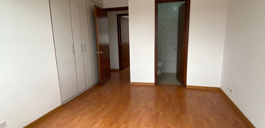 Modesto Chavez y Av. Jaime Roldos Aguilera, Conjunto Solaqua, Quito, Ec