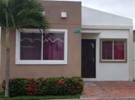 Via Ancón, diagonal a Aquafit