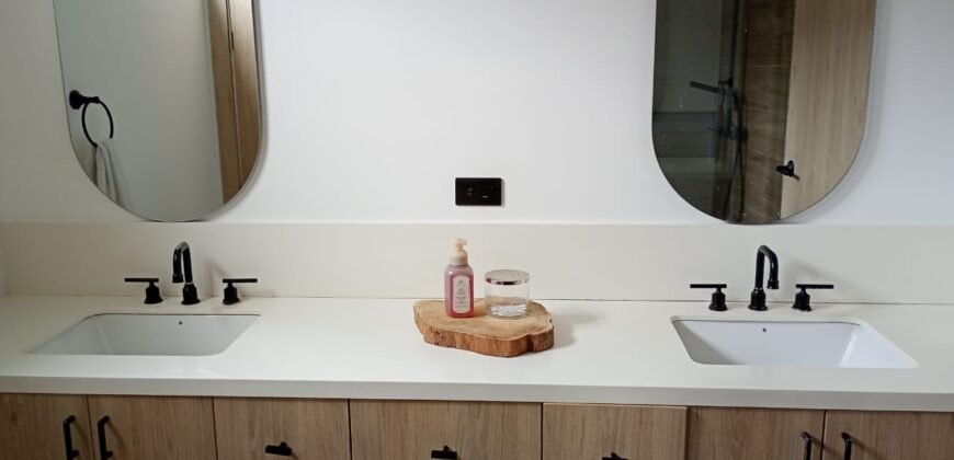 Ciudad Celeste, ETAPA ESTRIBOR