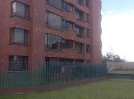 Cerca de mañosca y américa